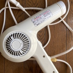 ドライヤーの画像