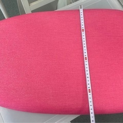 ハンディアイロンとアイロン台の画像