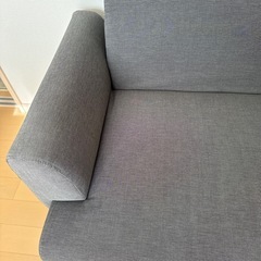 【美品】IKEA イケア　ヘムリングビーソファー　2枚イケアソファまくら付きの画像