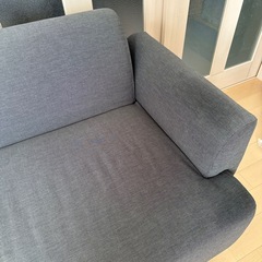 【美品】IKEA イケア　ヘムリングビーソファー　2枚イケアソファまくら付きの画像