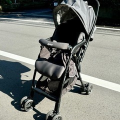 Aprica(アップリカ) A型ベビーカー  カルーンエアーメッ...