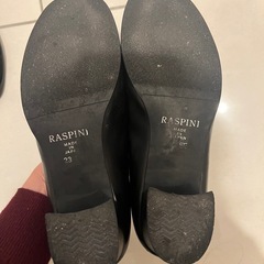ラスピーニ　革靴　パンプスの画像