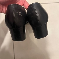 ラスピーニ　革靴　パンプスの画像