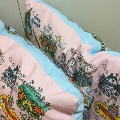 差し上げます ディズニー クッション まくら ２個の画像