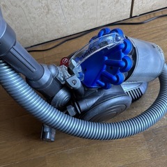 ダイソン掃除機あげます
