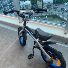 子供用自転車の画像