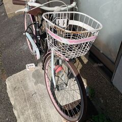 24型　お洒落な自転車　明るいLEDライトの画像