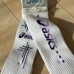【新品未使用品❣️】asics ２足組ハイソックス🧦の画像