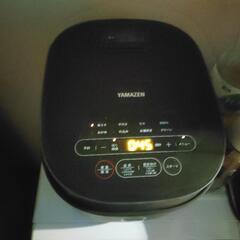 【新品】最終値下げ│5.5合炊き炊飯器