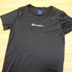 Champion　Ｔシャツ　Ｌ