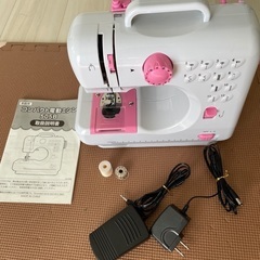 1000円セール　コンパクト電動ミシンの画像