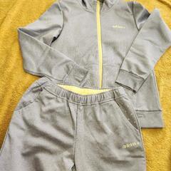 決まりました【adidas   セットアップ   レディース】の画像