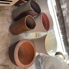 陶器花瓶、プラ鉢が10点以上、現状渡し