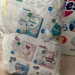 赤ちゃん用おむつ（メリーズ テープSサイズ他）の画像