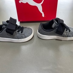 PUMA ラメ入りスニーカー 14.0cm 箱付きの画像