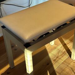 【直接引渡】デジタルピアノ　ローランド　F-90（椅子・ペダル付き、メトロノーム不具合あり）　Roland 電子ピアノの画像