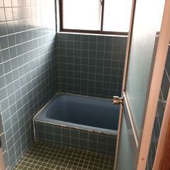 🏠初期費用無料⭐ 家賃2.9万円！　3階建て！　倉庫あり！　DIY可能 当月末まで家賃無料 ★【ペット可】 格安！江津市桜江町川戸戸建て ペット可 複数入居可 賃貸物件 事務所利用可能 初期費用0円 - 江津市