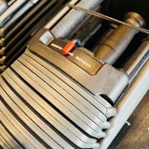 《売約済》【武蔵小山店】【～4/14限定SALE！店内全品20%お値引き！】　 ダンベル　可変式ダンベル　　4WD ４ＷＤ　ジャパンブランド　ジャパンクオリティ　41kg 2個セット　マット　付き　筋トレ　ジム　パーソナルジム　パーソナル