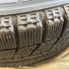 美品スタッドレスタイヤ4本 ブリザックVRX2 195/65R15 91Qの画像