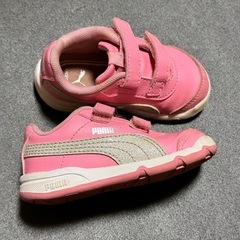 PUMA👟子供・スニーカー13.5㌢の画像