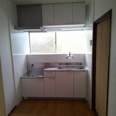 ※募集中※ 一戸建て改装済！　津久見市高洲町 2階建２LDK(4K)立地抜群！生活便利なリノベ物件です♪ - 不動産
