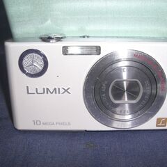 コンデジ　Ｐａｎａｓｏｎｉｃ パナソニック ＬＵＭＩＸ ＤＭＣ－ＦＸ３５　バッテリー・充電器・カード付　12月24日までの画像