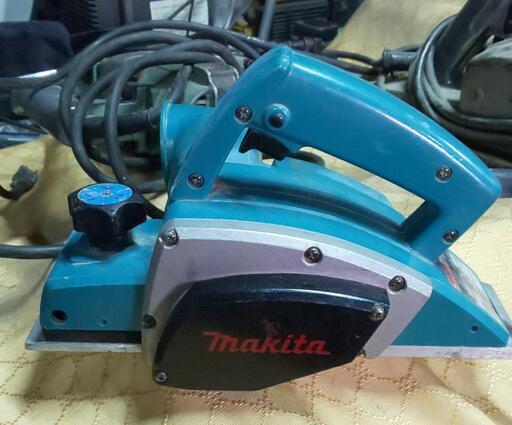 makita 電動カンナ 100V