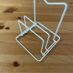 まな板置き、6連フックの画像