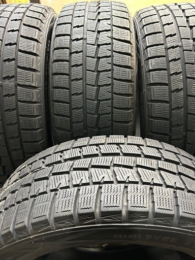 スタッドレス 215/55r17 １８年　