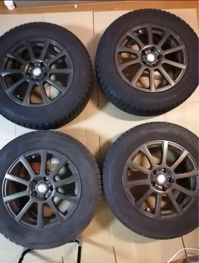 スタットレスタイヤ　17インチ　ホイール付