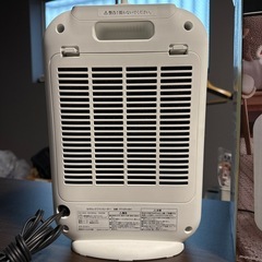 セラミックファンヒーター　2023年製の画像