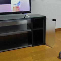 32型テレビとテレビ台のセット - 液晶テレビ