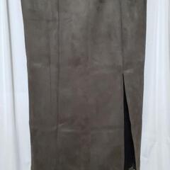 (d2)タグ付き新品未使用　タイトスカート　レディース　グレー　秋冬物　の画像