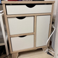 ドレッサー　棚