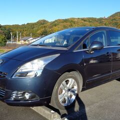 平成25年 プジョー5008・走行79640Km・検R7年8月・美車