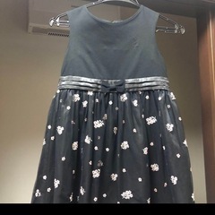 組曲　花柄刺繍チュールドレス黒　120サイズの画像