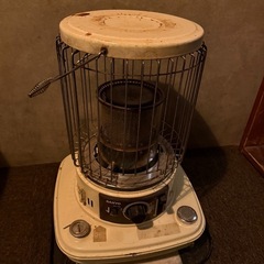 石油ストーブの画像