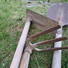 スコップなど園芸用品の画像