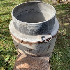 鉄製釜戸の画像