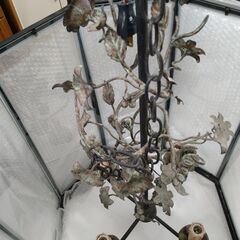 値下げしました！リユースのサカイ浦和店【B121】TE  洋館使用  ランプ照明の画像