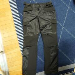 バイクパンツの画像