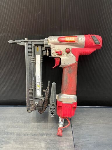 【中古】MAX　高圧タッカ　38F2（D）4MA【ハンズクラフト熊本けやき通り店】