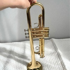 送料無料　ほぼ新品　ヤマハ美品 YAMAHA YTR-2330 トランペット 初心者セット ゴールドの画像