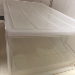 無料！引き取ってください！衣装ケースの画像