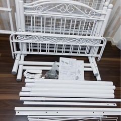 2wayロフトベッド　シングルベッド　姫系　ハイタイプ　パイプ　はしご　ハンガーポール付き　セットの画像