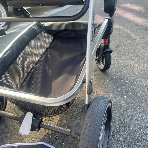 ベビーカー