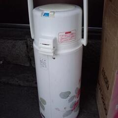 レトロなタイガー魔法瓶　2.2リットルの画像