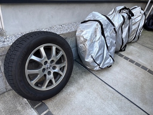 215/60/r16 スタッドレスタイヤ 2023年製　KENDA　KR36 ICETEC NEO