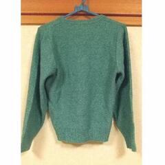 グリーン セーター Vネック 長袖 Mの画像