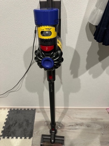 ダイソンコードレスクリーナー本体・充電器